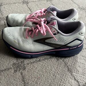 Brooks Ghost 15 Women's Running Shoes